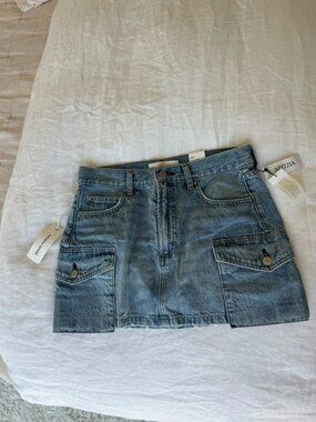 Denim Forum The '90s Cargo Mini Denim Skirt